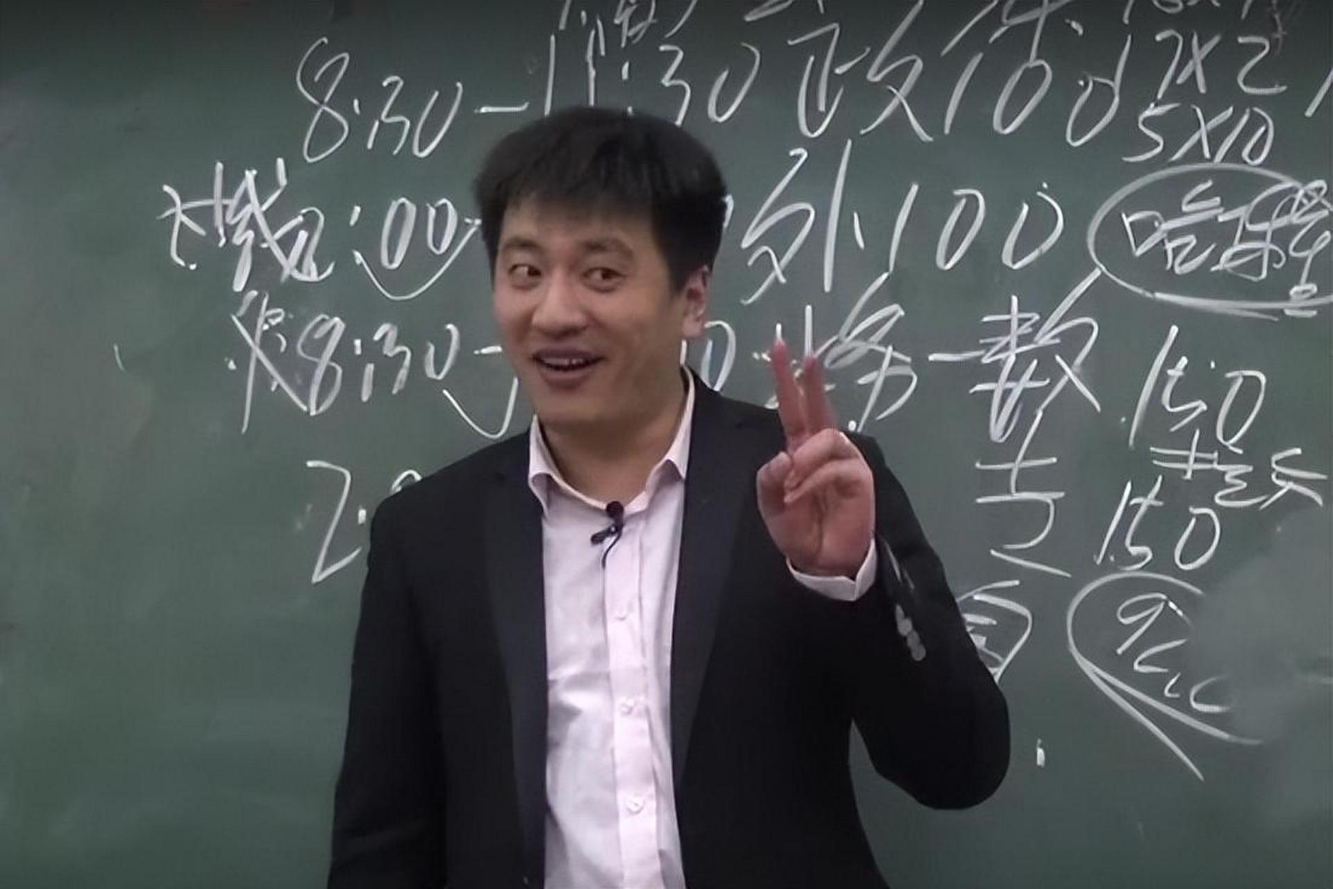 张雪峰：2024女生怎么选择专业？顶上带棚的专业非常适合女生